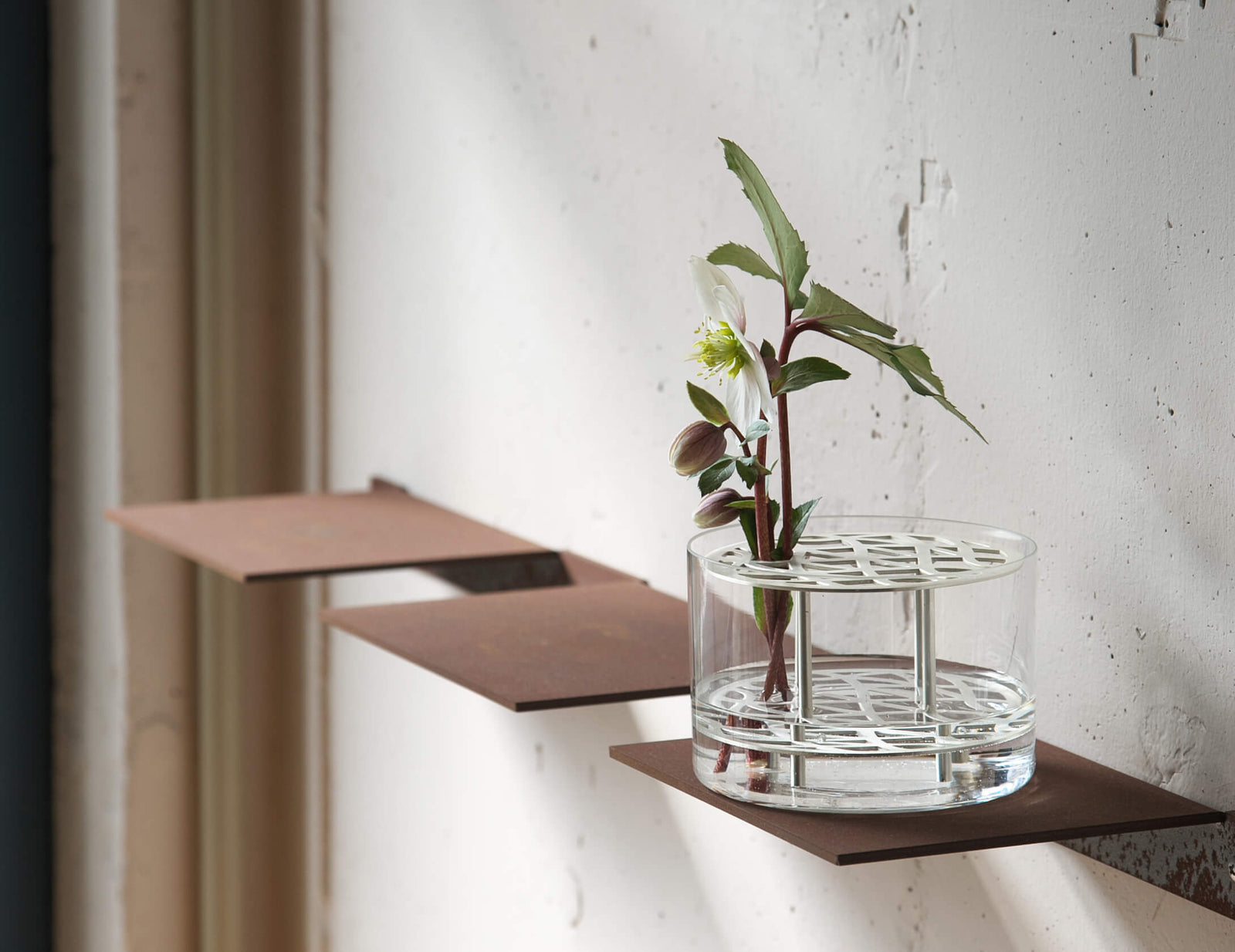 ANG VASE Small