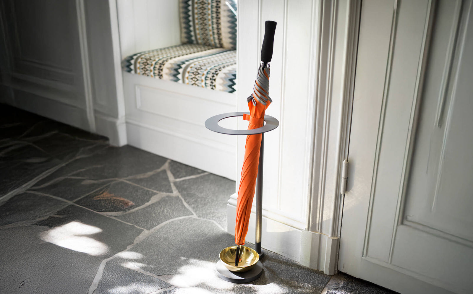 MONOKEL UMBRELLA STAND