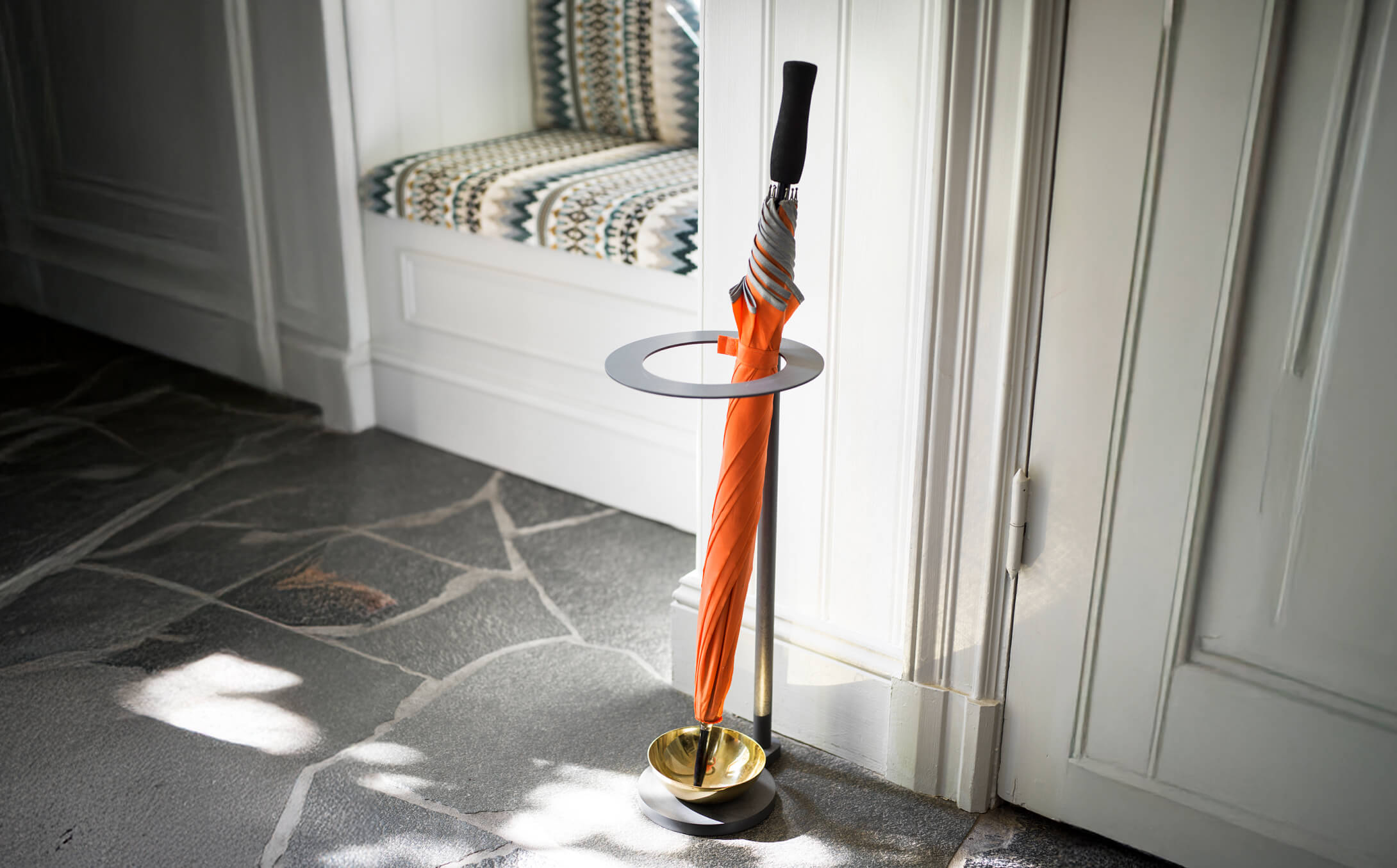 MONOKEL UMBRELLA STAND
